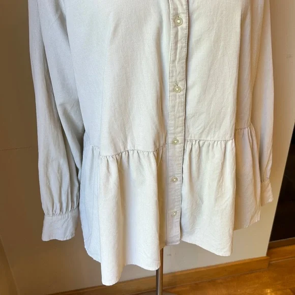 Lightweight Corduroy Peplum button down top by Loft - Picture 3 of 7
